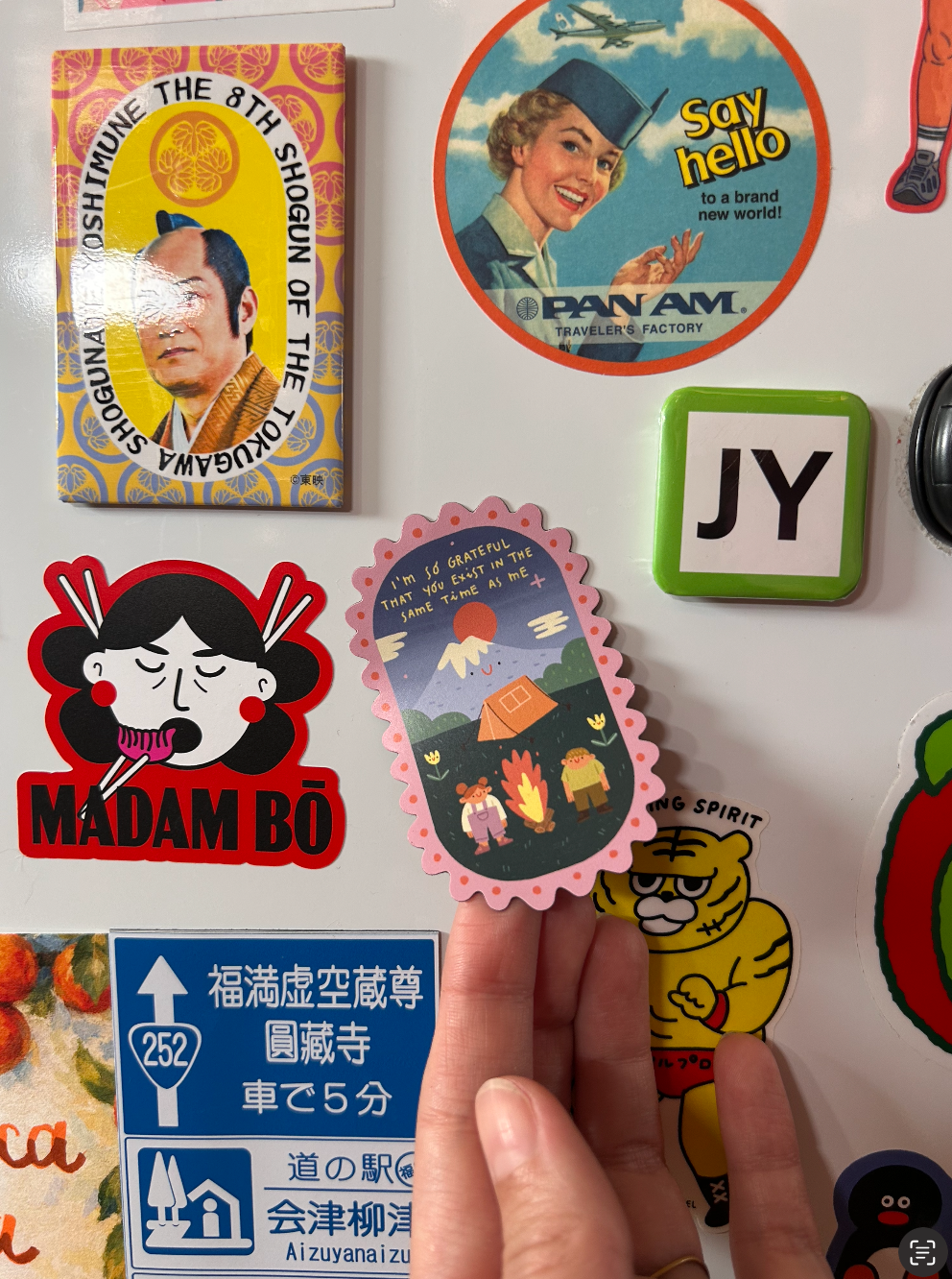 Illustrated "big heart" magnet